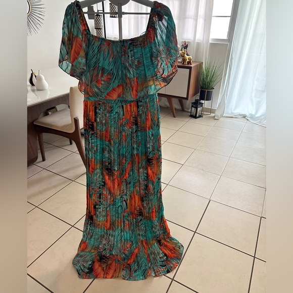 Fashion Nova Vibrant Colors Maxi Dress - Picture 5 of 5